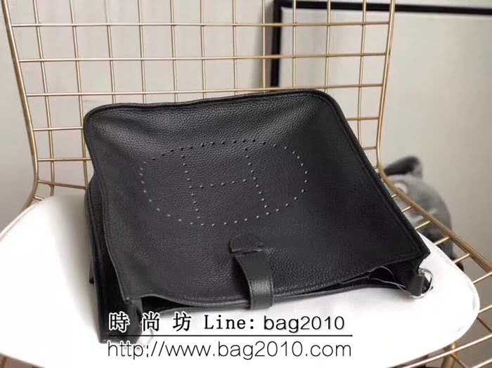 愛馬仕Hermes Evelyn 伊芙琳挎包 男女同款 0AM1570